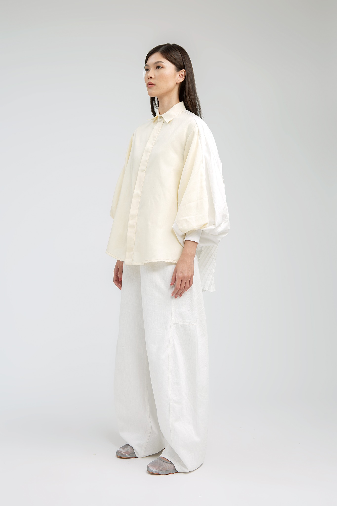 AMAPOLA LIGHT YELLOW PLEATS SHIRT - NAGITA SLAVINA X IKYK