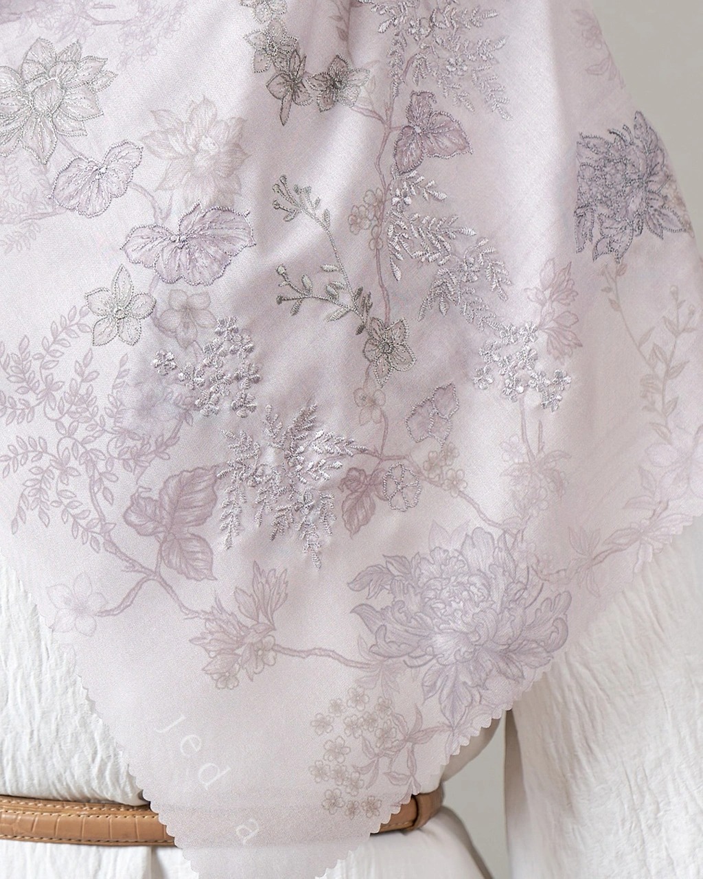 KAZUMI SCARF - JEDA