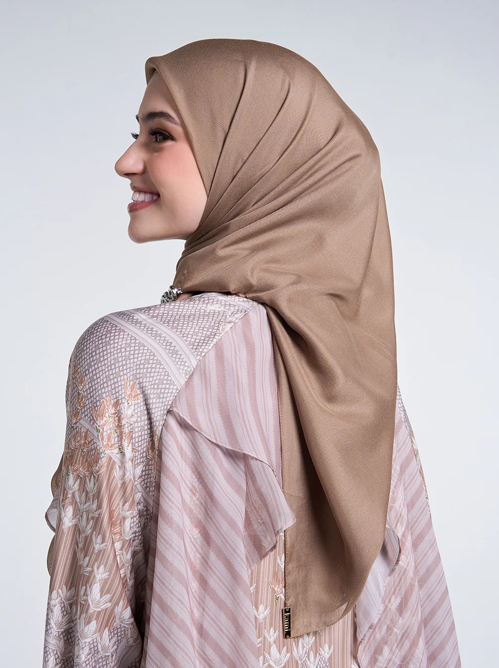 ULTRA PARIS SCARF PLAIN - KAMI
