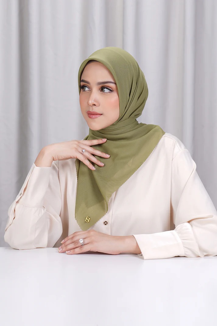BASIC SCARF - BUTTONSCARVES