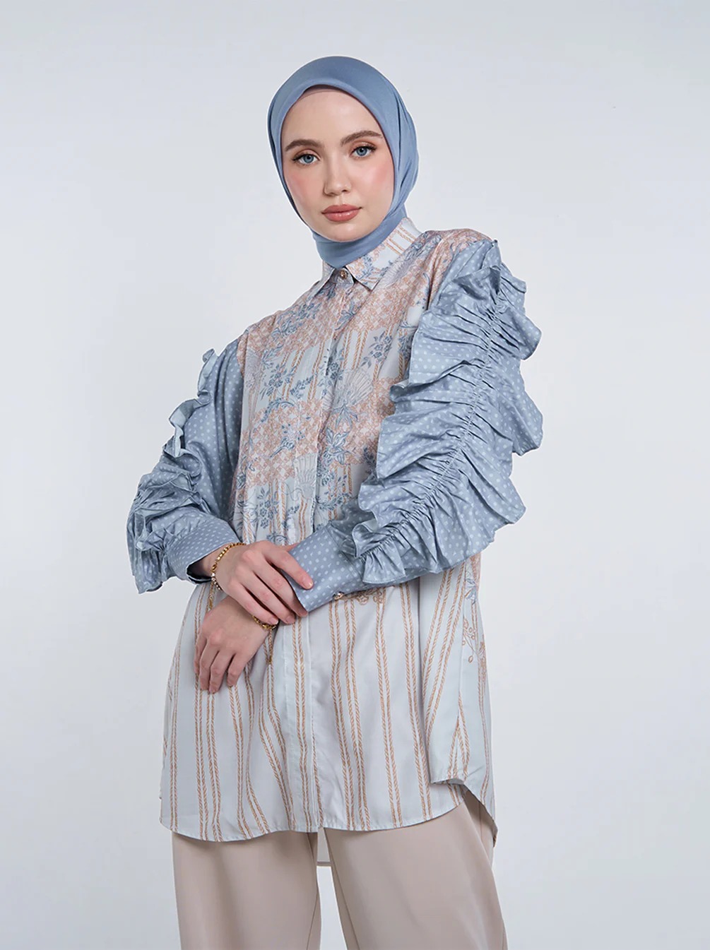 DITYA GATHERED SLEEVE TOP - KAMI