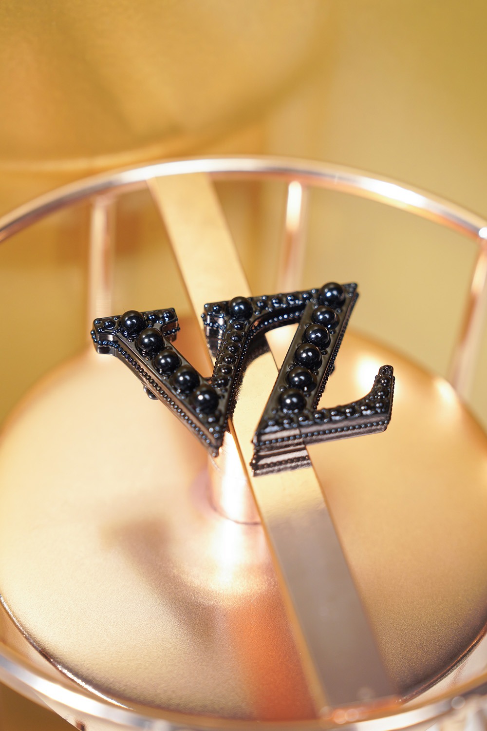 GLEAM BROOCH - VIVI ZUBEDI