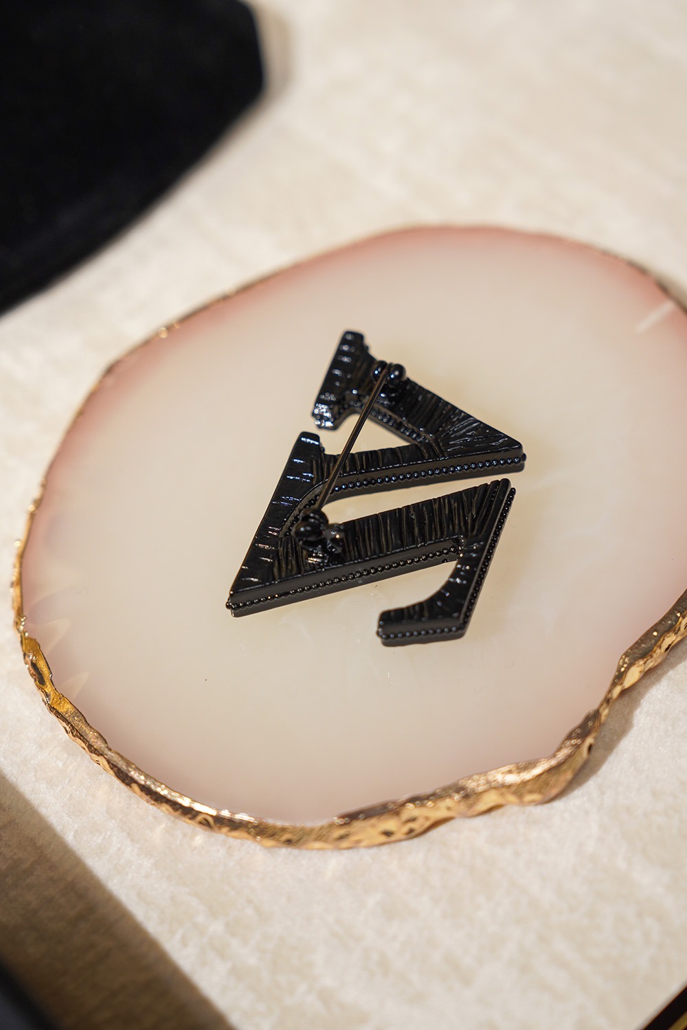 GLEAM BROOCH - VIVI ZUBEDI