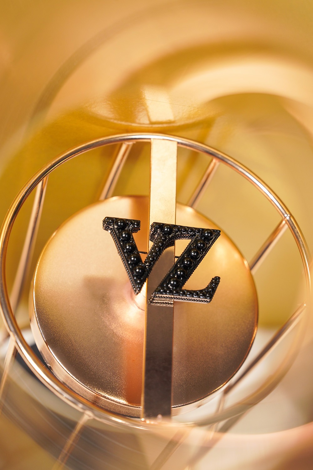 GLEAM BROOCH - VIVI ZUBEDI
