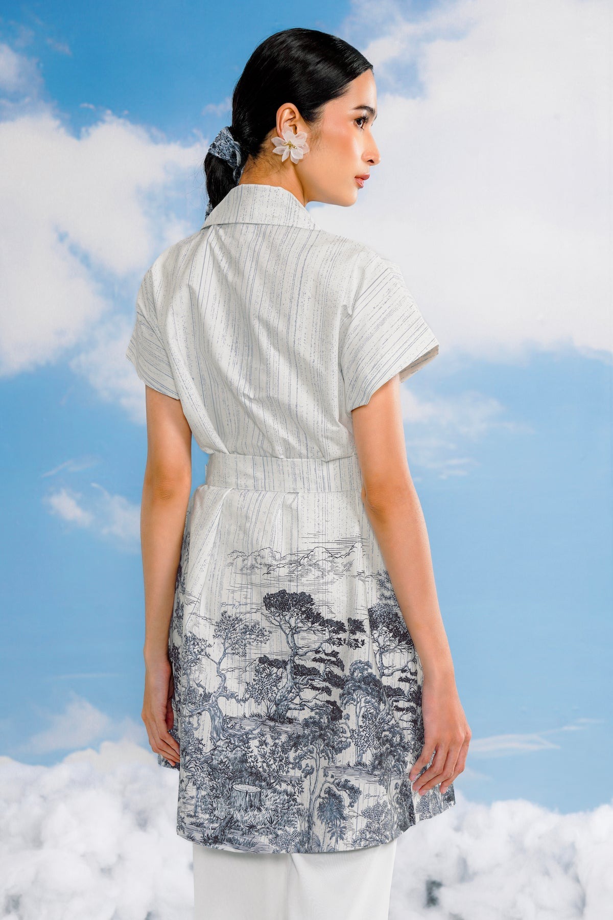 FOREST TOILE OUTER WHITE - BENANG JARUM