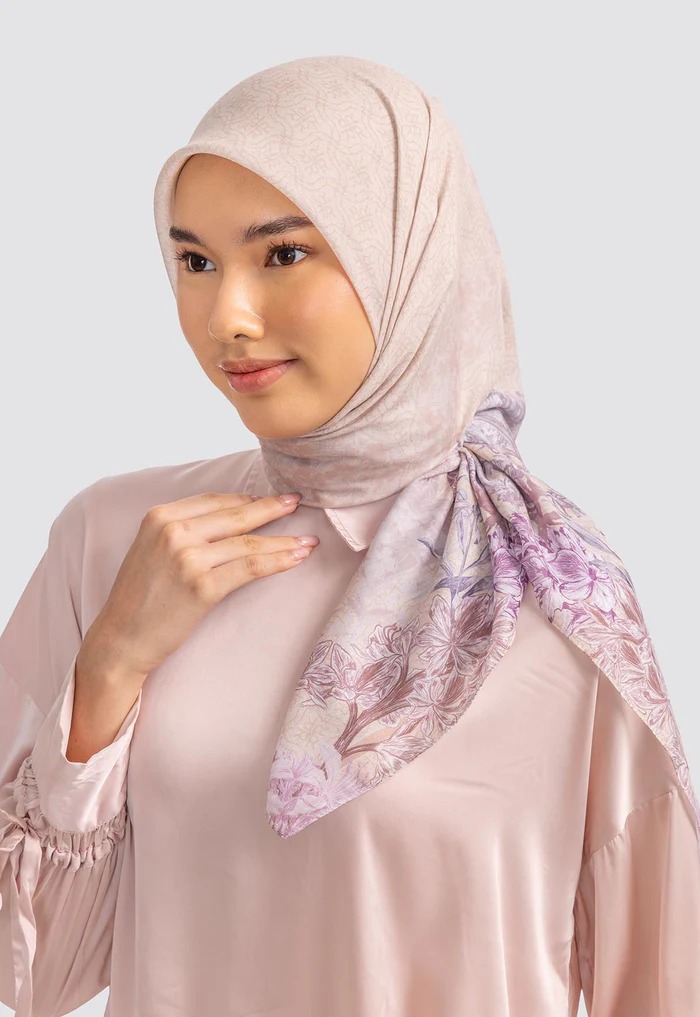 QUINN SCARF - RIA MIRANDA