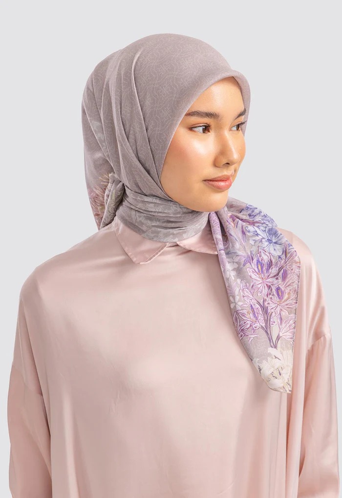 QUINN SCARF - RIA MIRANDA