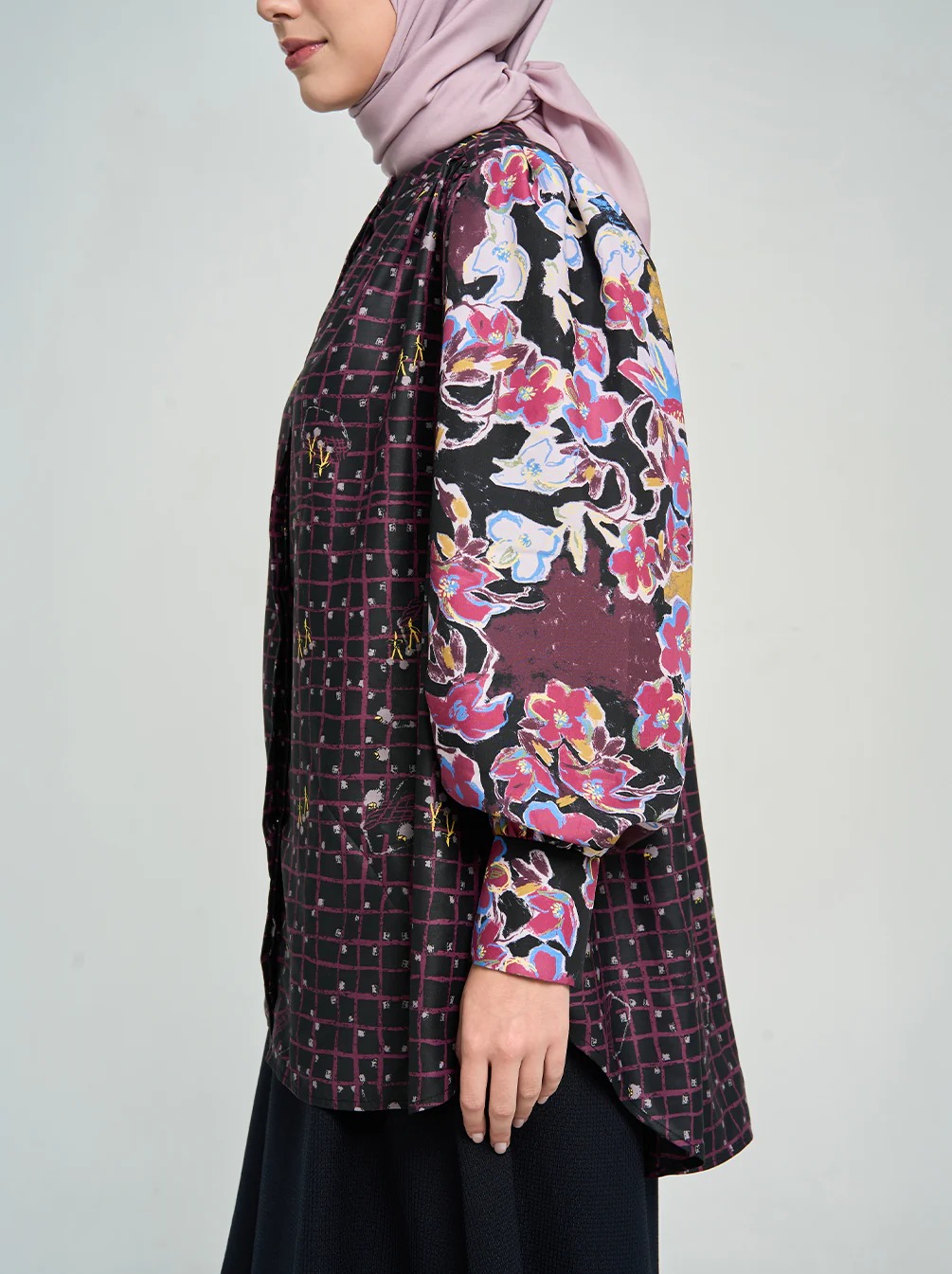 SARA PUFF SLEEVE TOP  BLACK BURGUNDY - KAMI