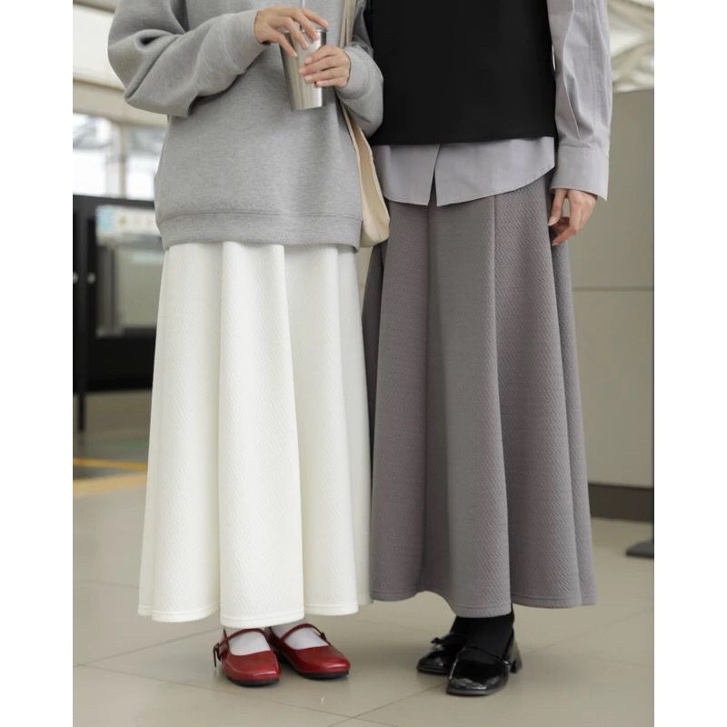 FLUFFY SKIRT - SABAMODEST