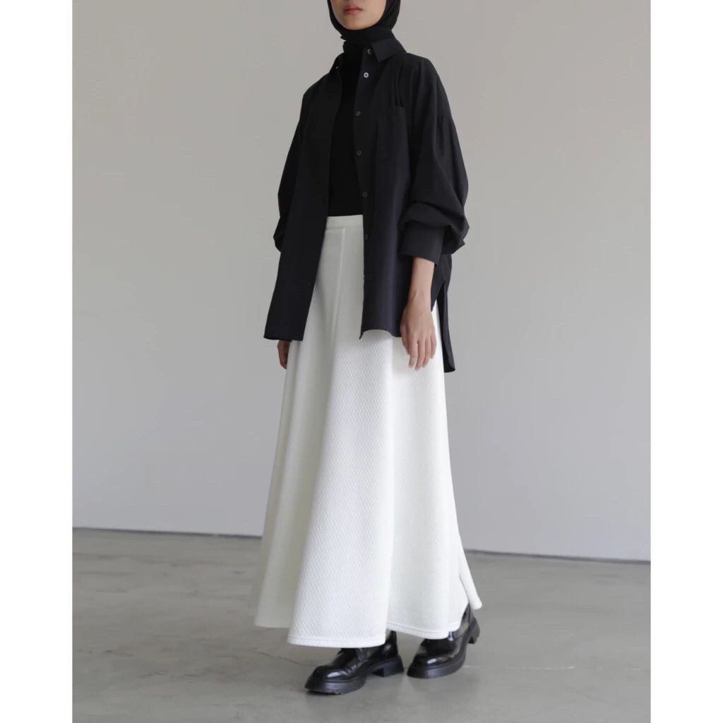 FLUFFY SKIRT - SABAMODEST