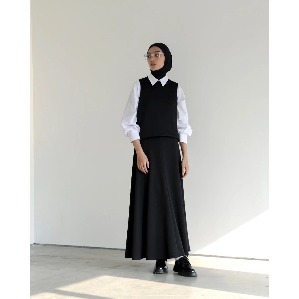 FLUFFY SKIRT - SABAMODEST