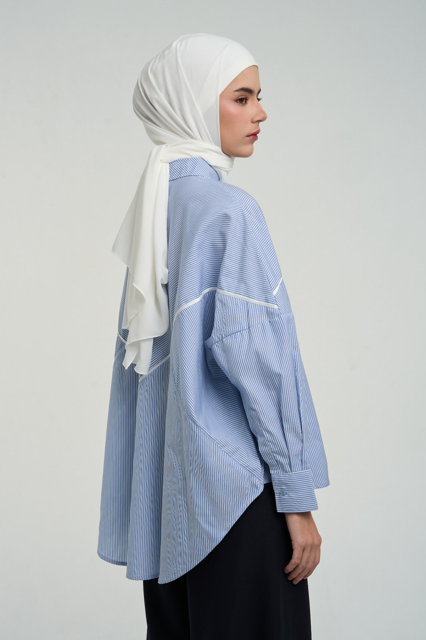MISYA OVERSIZED TOP  BLUE - KAMI