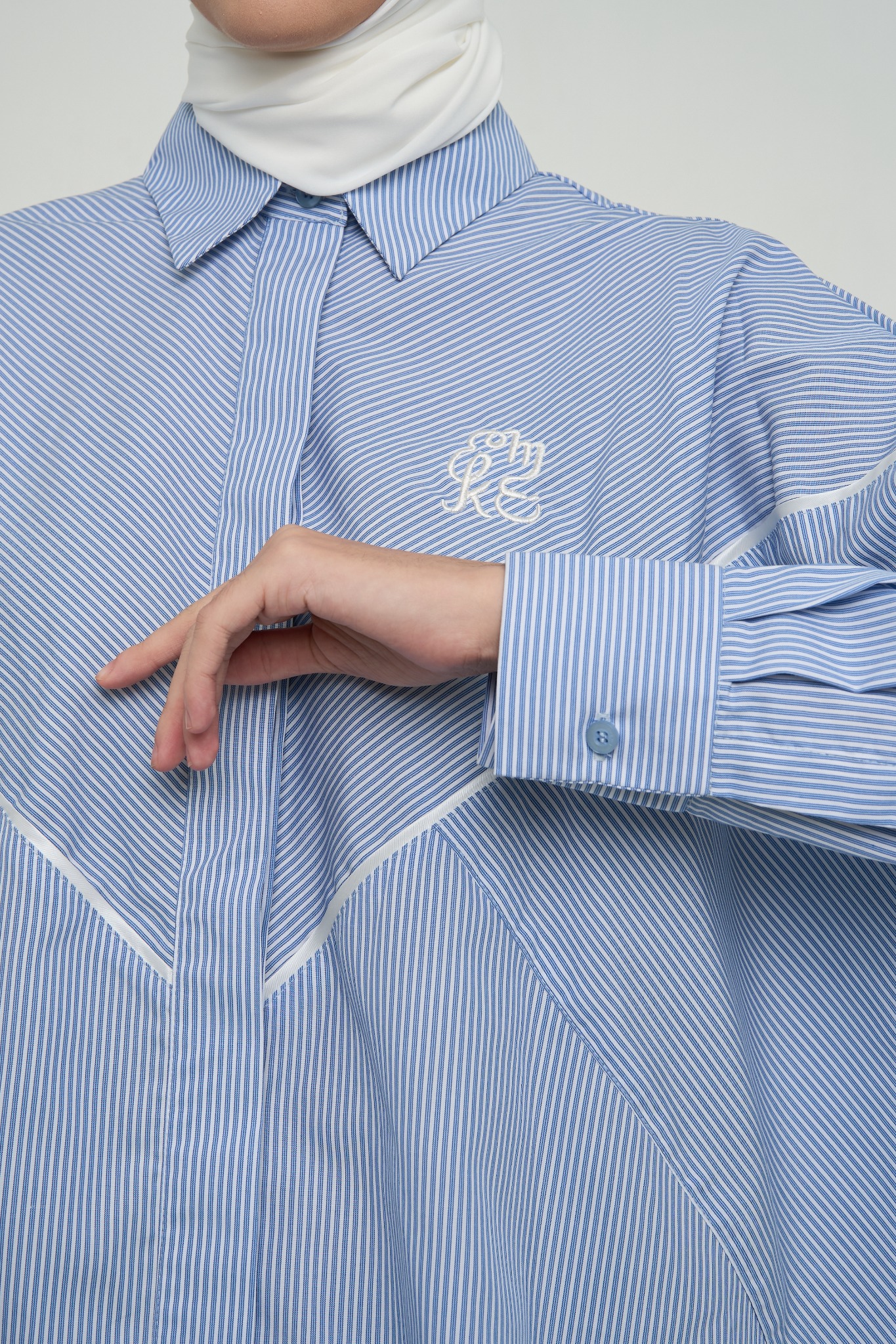 MISYA OVERSIZED TOP  BLUE - KAMI
