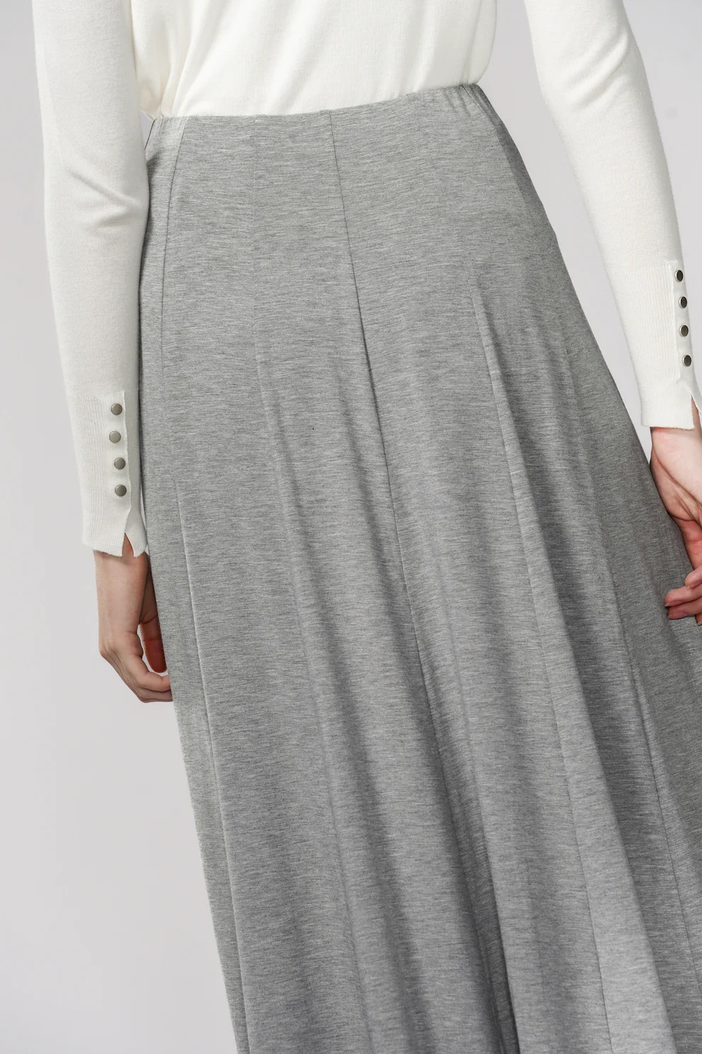NAOMI SKIRT - BENANG JARUM