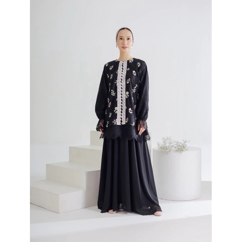 HASYA TOP - SIMPLYVEEWEE