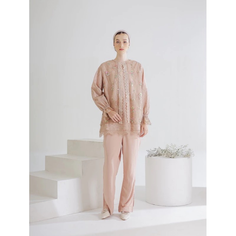 HASYA TOP - SIMPLYVEEWEE