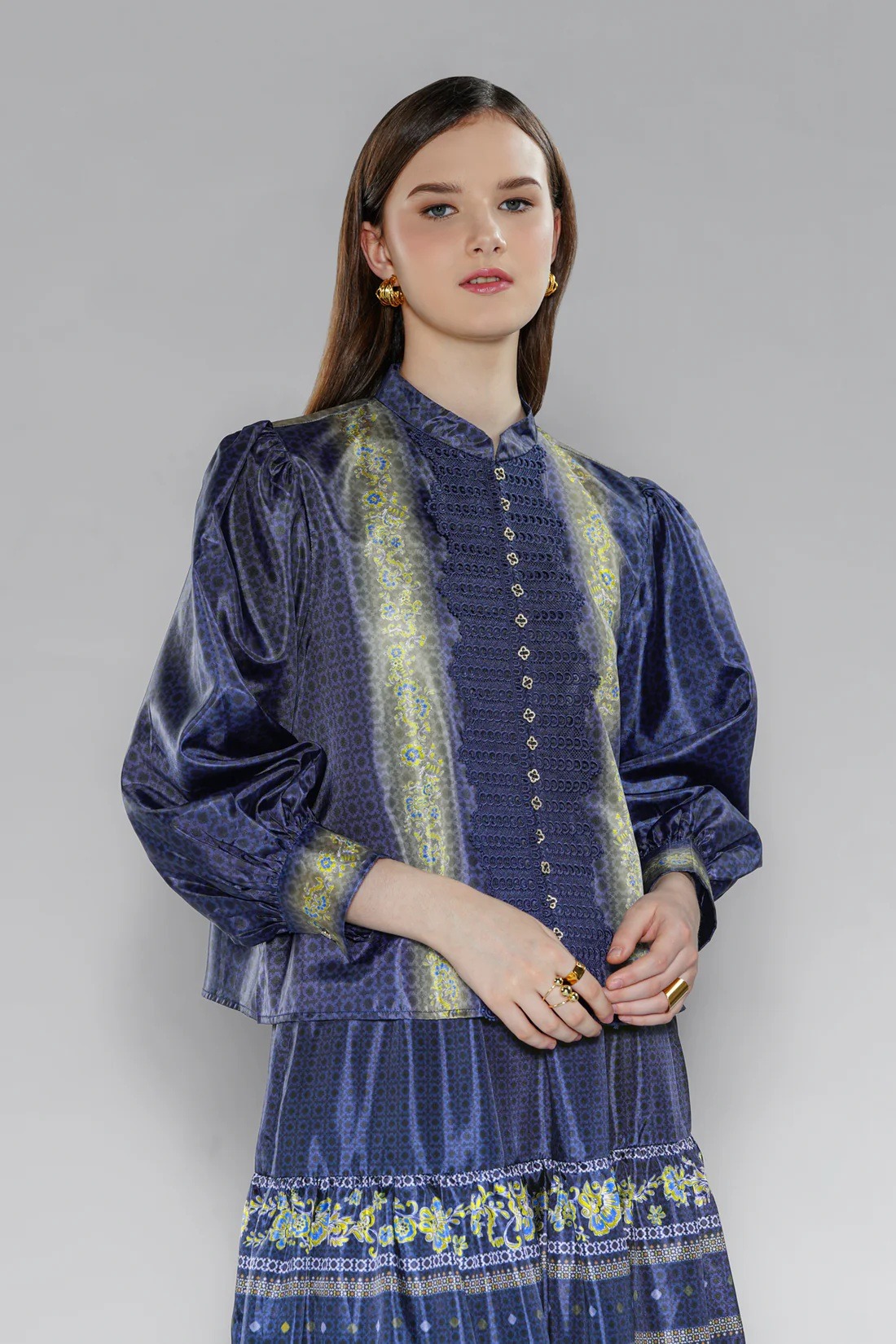 ADARA LACE SHIRT - BENANG JARUM