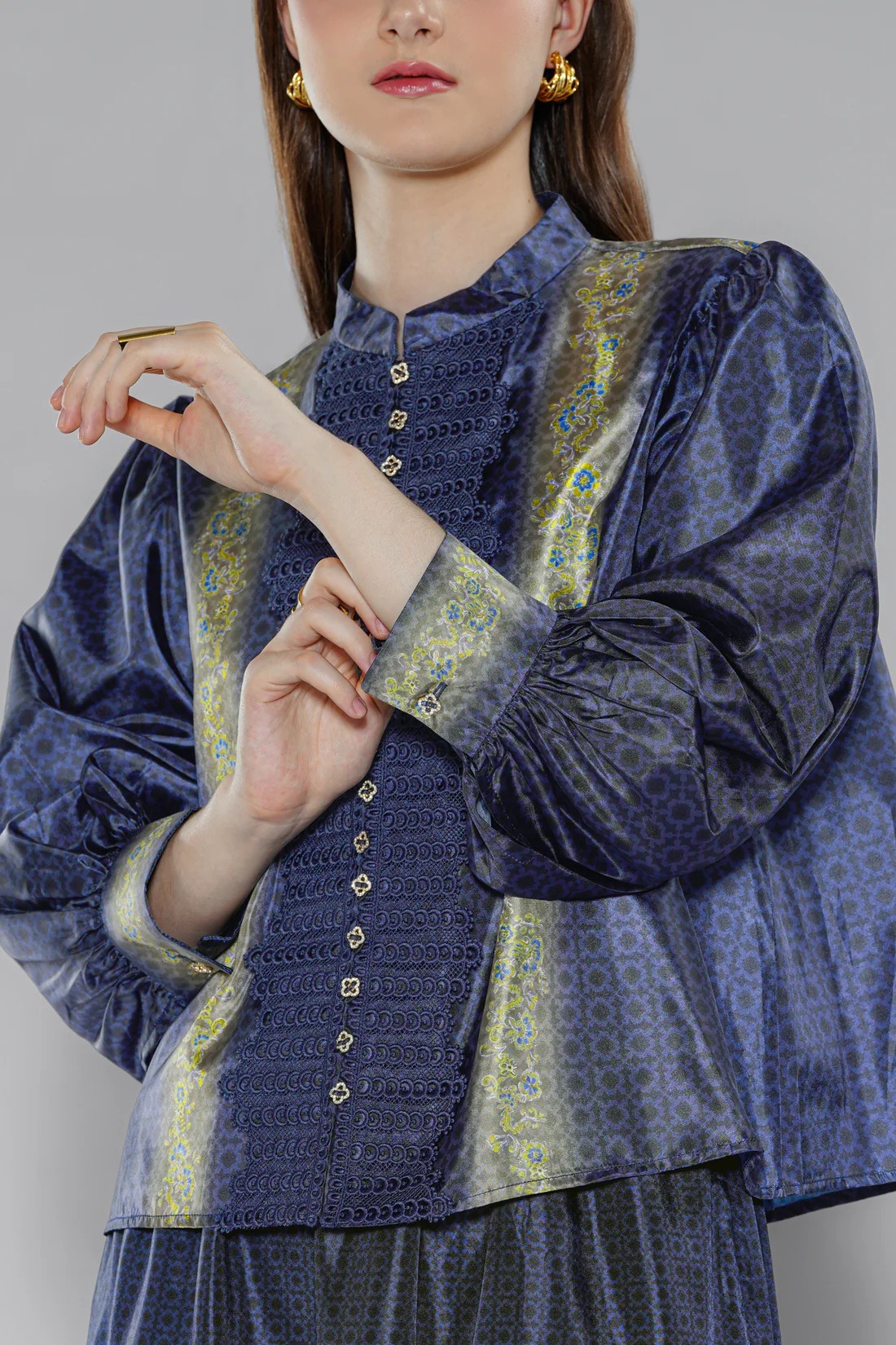 ADARA LACE SHIRT - BENANG JARUM