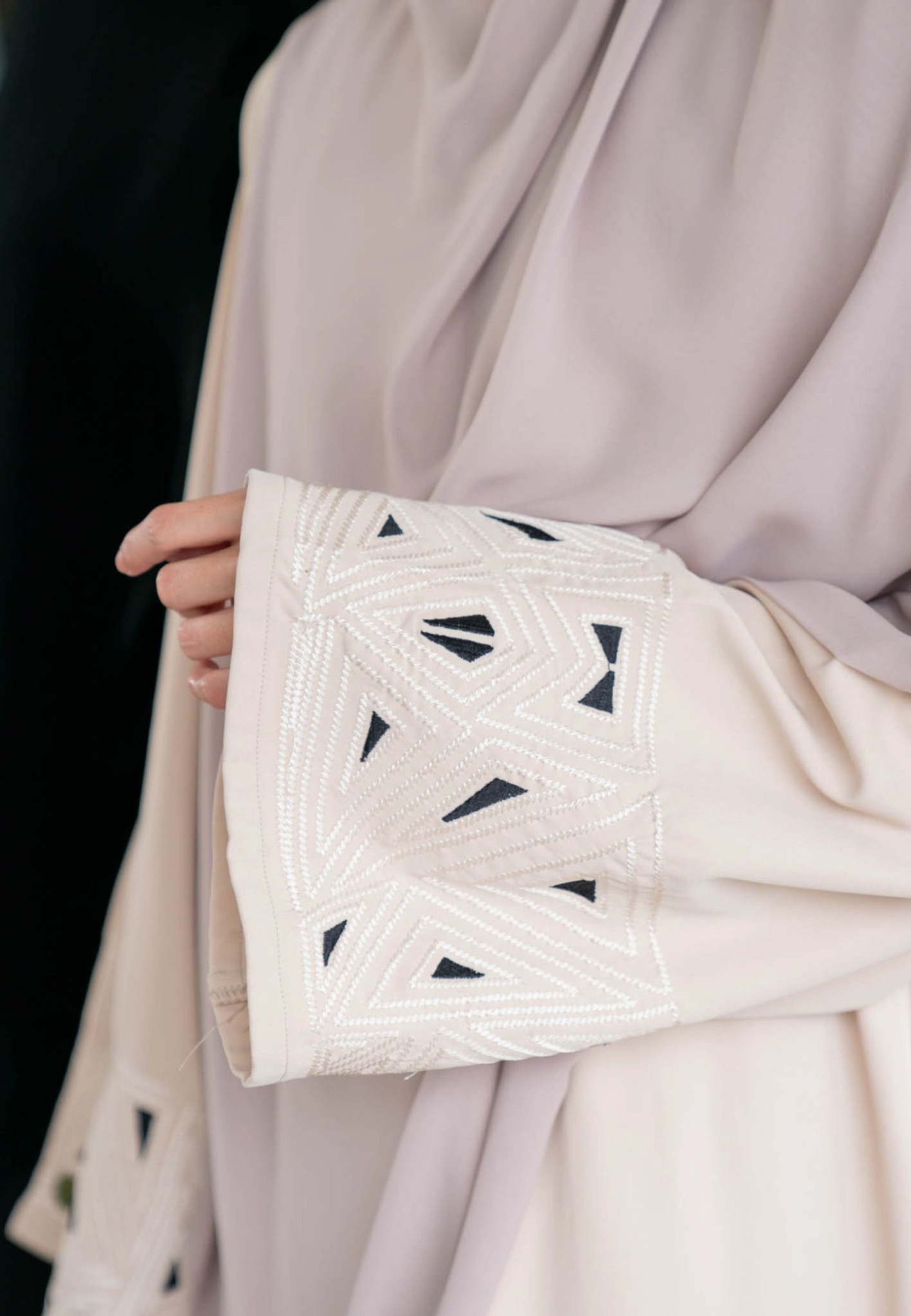 CAIRO GEOMETRIC ABAYA - ITSAR