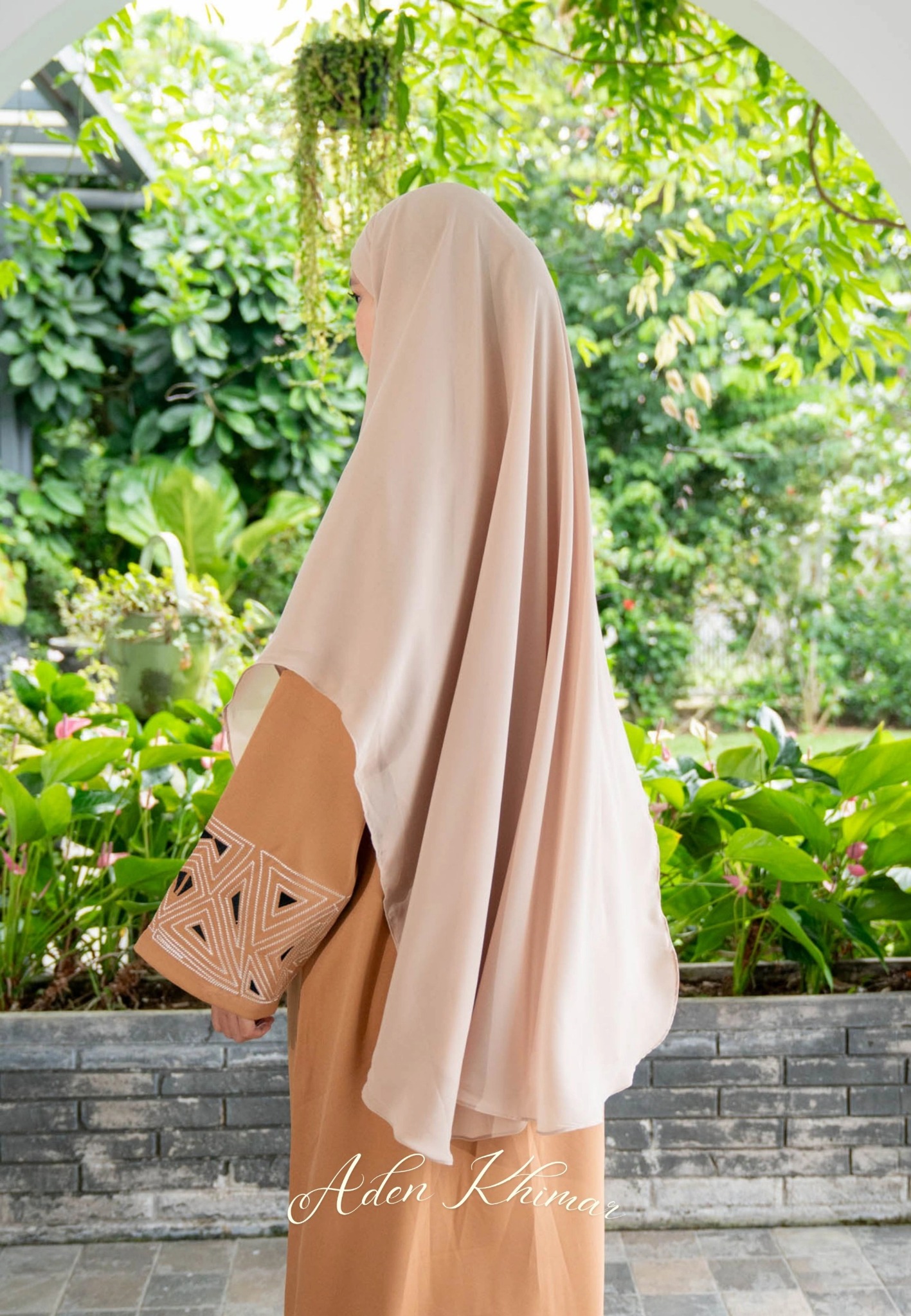 ADEN LAYER KHIMAR - ITSAR