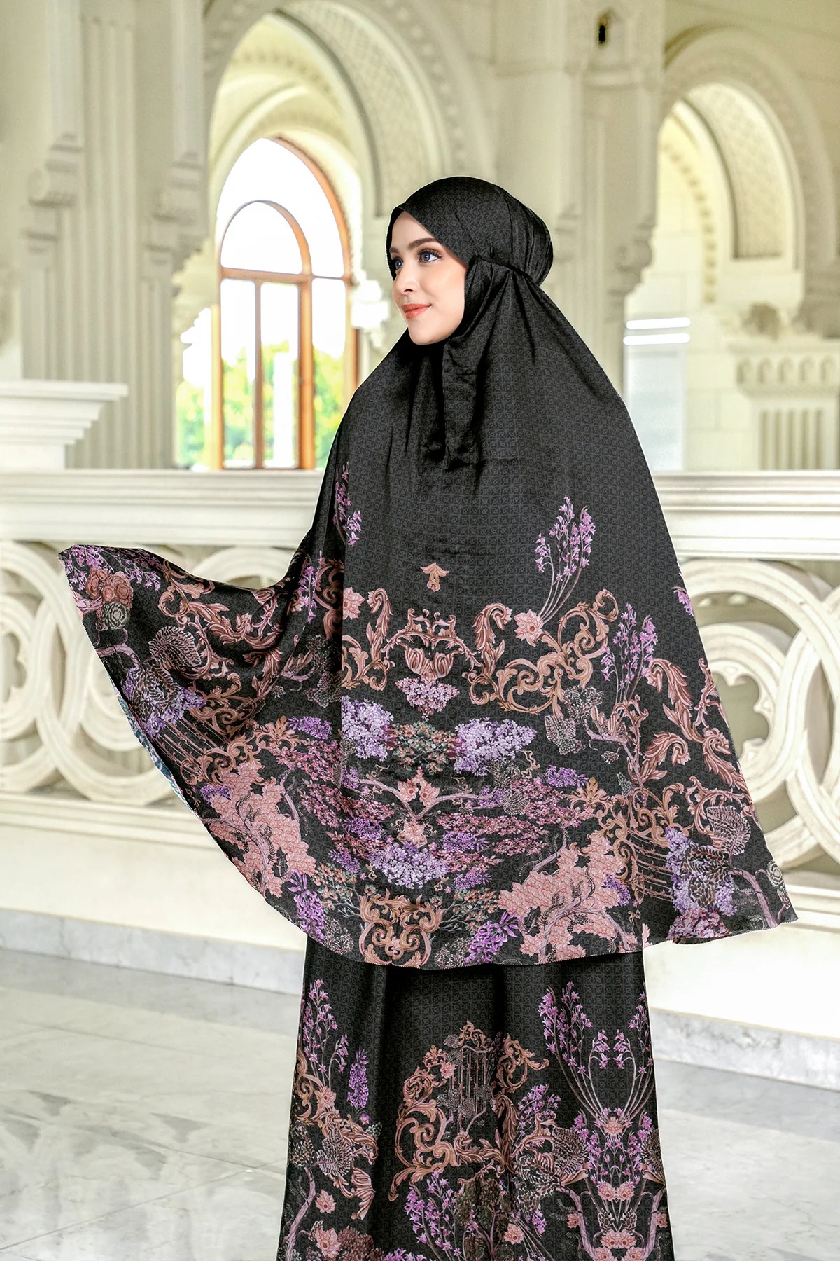 THE PALACE PRAYER ROBE - BUTTONSCARVES