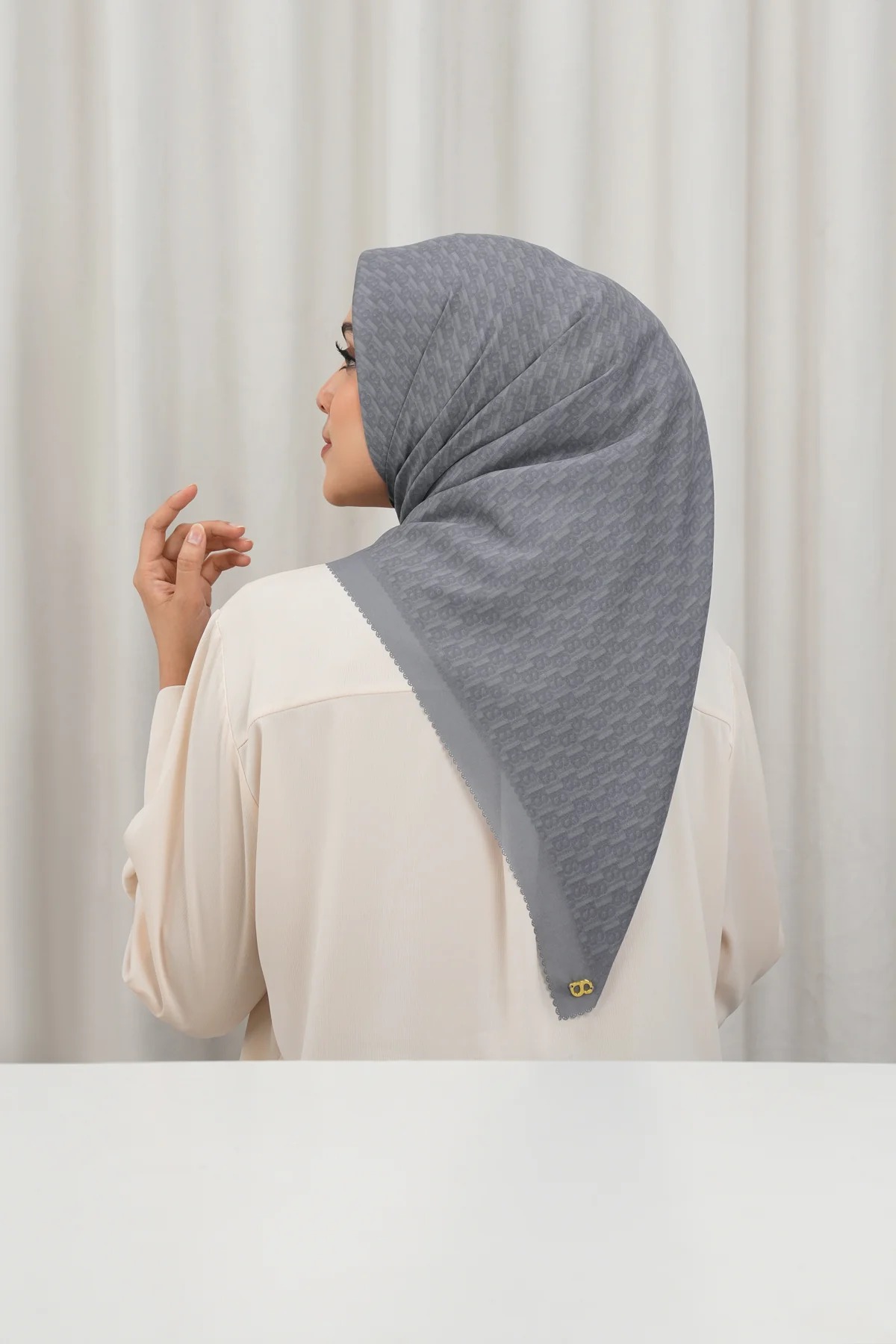 LEENA MONOGRAM SQUARE - BUTTONSCARVES