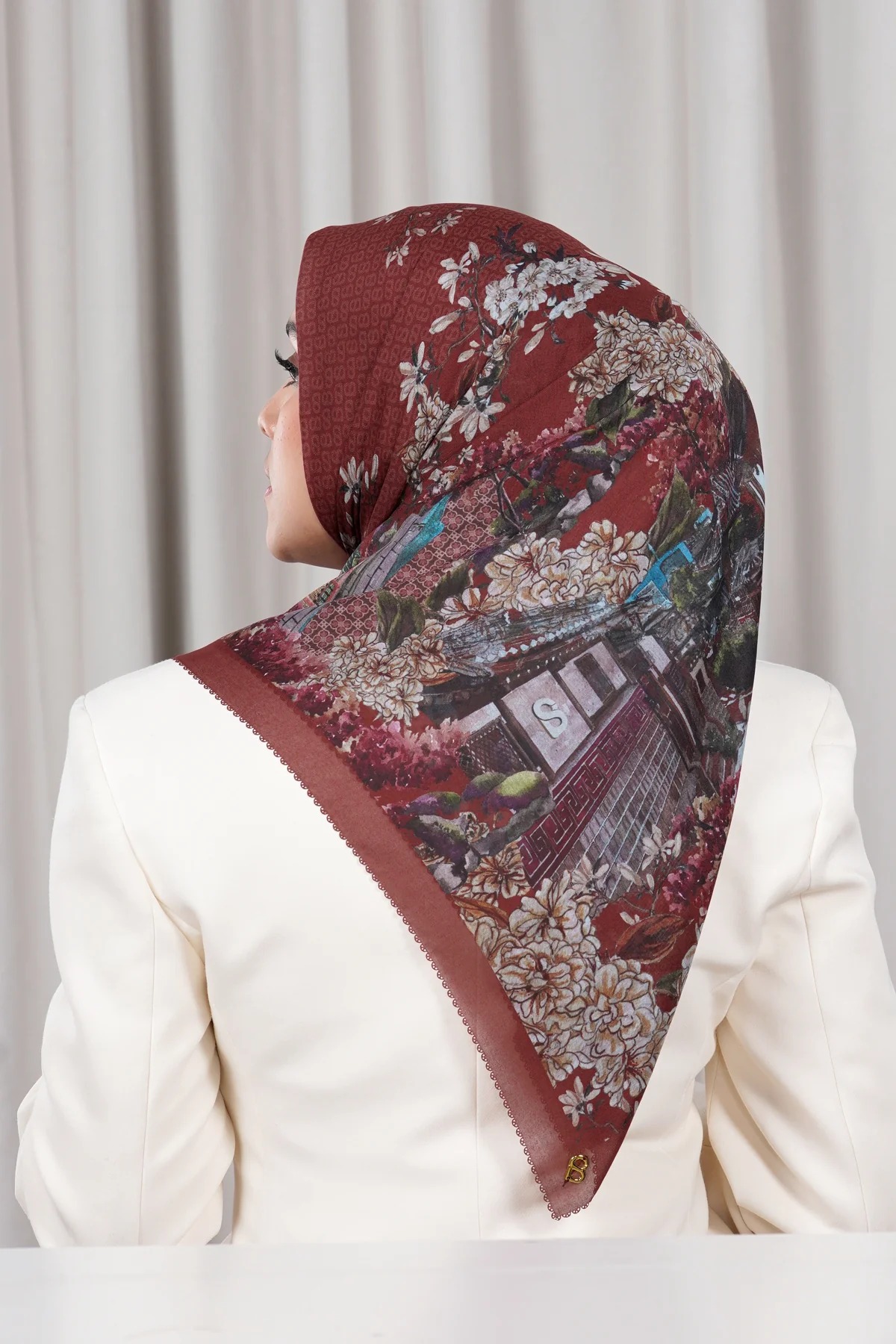 SEOUL VOILE SQUARE - BUTTONSCARVES