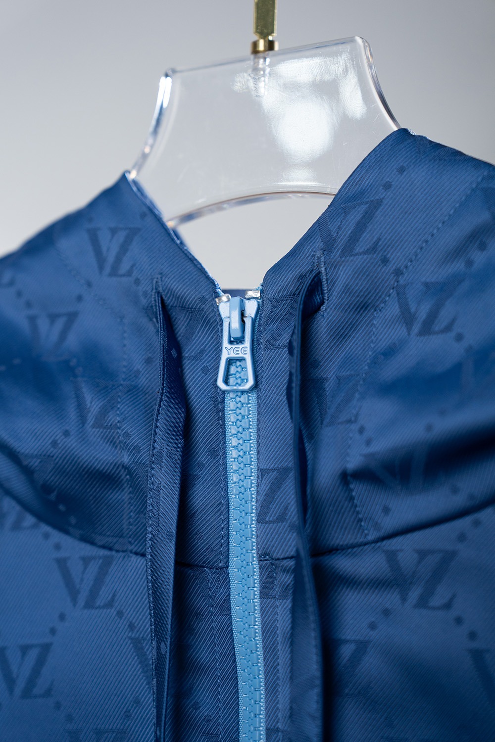 NEOMA HOODIE - VIVI ZUBEDI