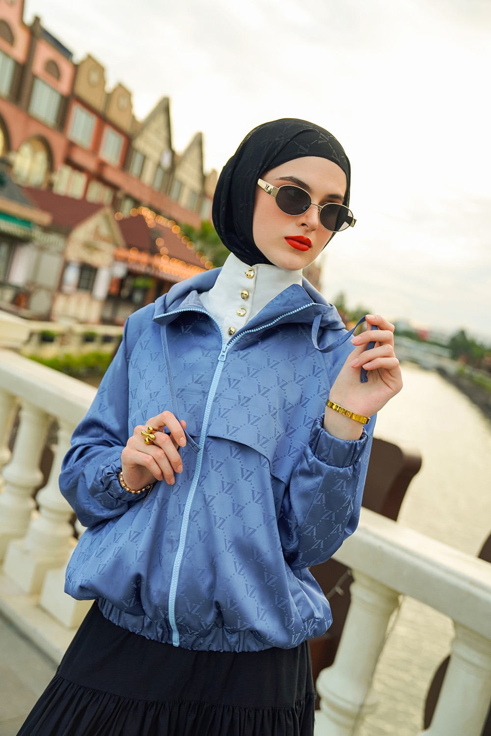 NEOMA HOODIE - VIVI ZUBEDI