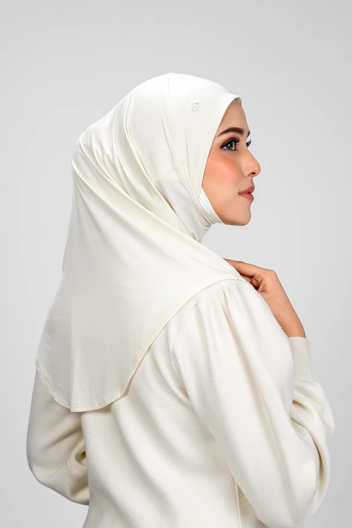 ACTIVE SLIP ON 2.0 SHORT - BUTTONSCARVES