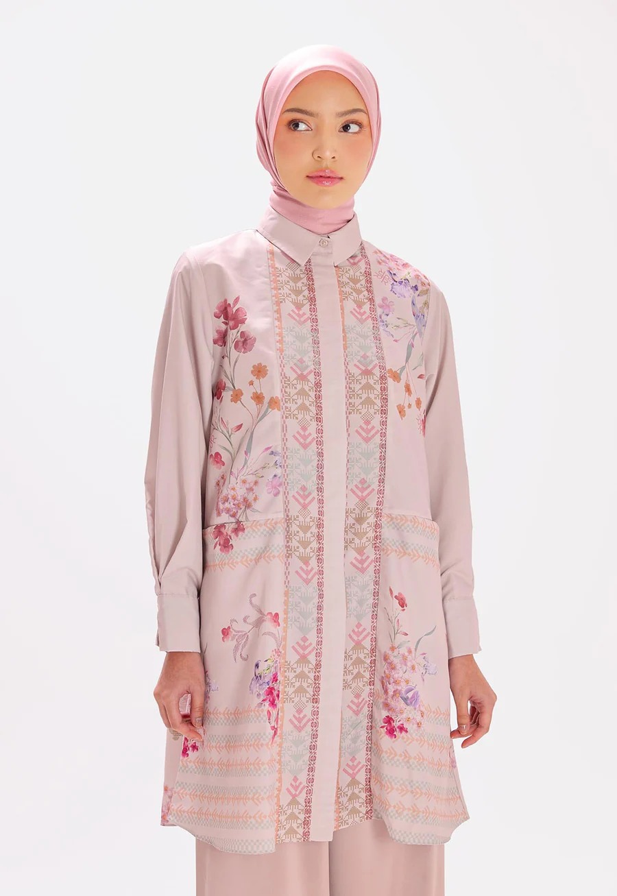 ILANA TUNIC - RIA MIRANDA