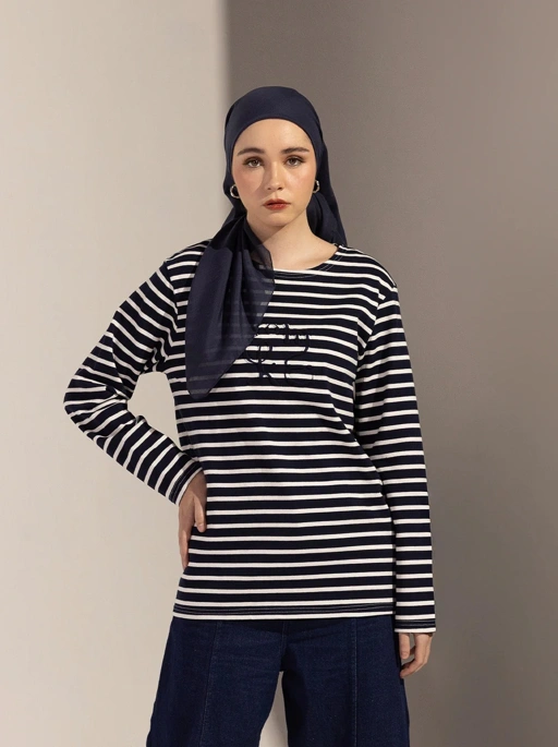 Image of KIRA DEBOSS T-SHIRT TOP - KAMI