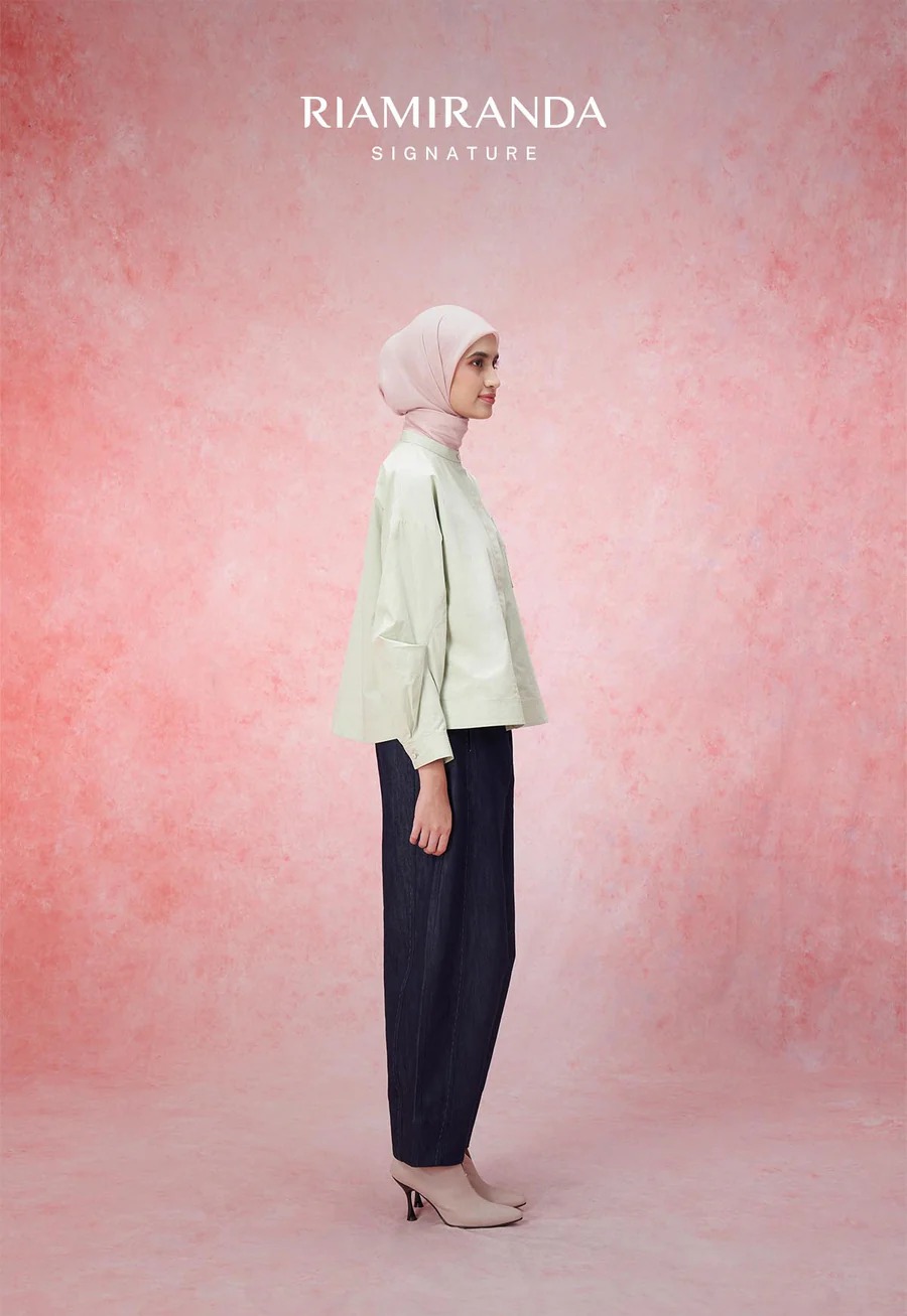 DAYYA TOP - RIA MIRANDA