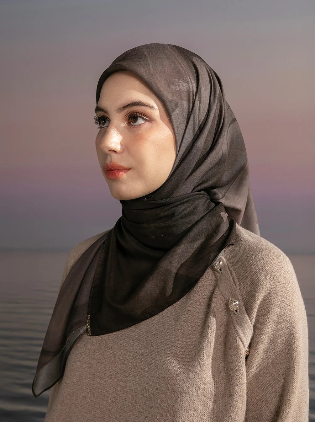 REVERIE SIGNATURE SCARF - KAMI