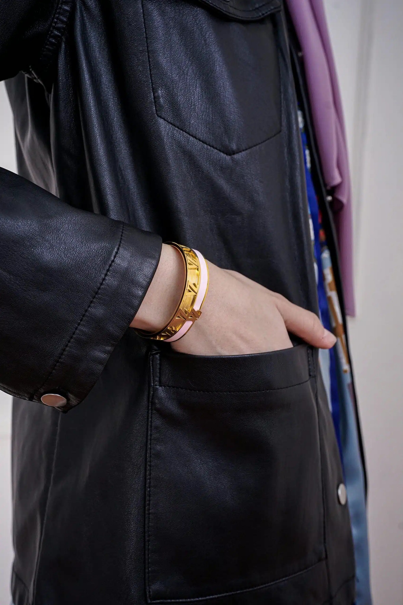 ICON BANGLE - VIVI ZUBEDI
