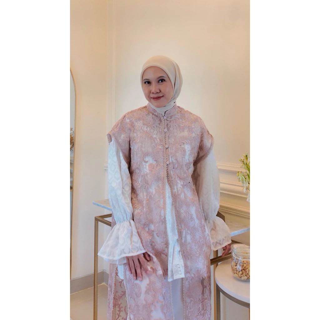 YASMIN VEST - SIMPLYVEEWEE
