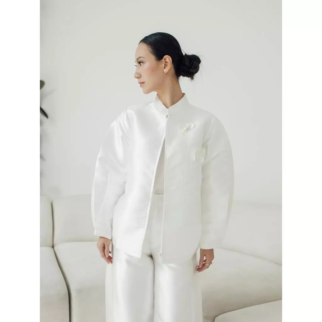 ARUNA OUTER - SIMPLVEEWEE