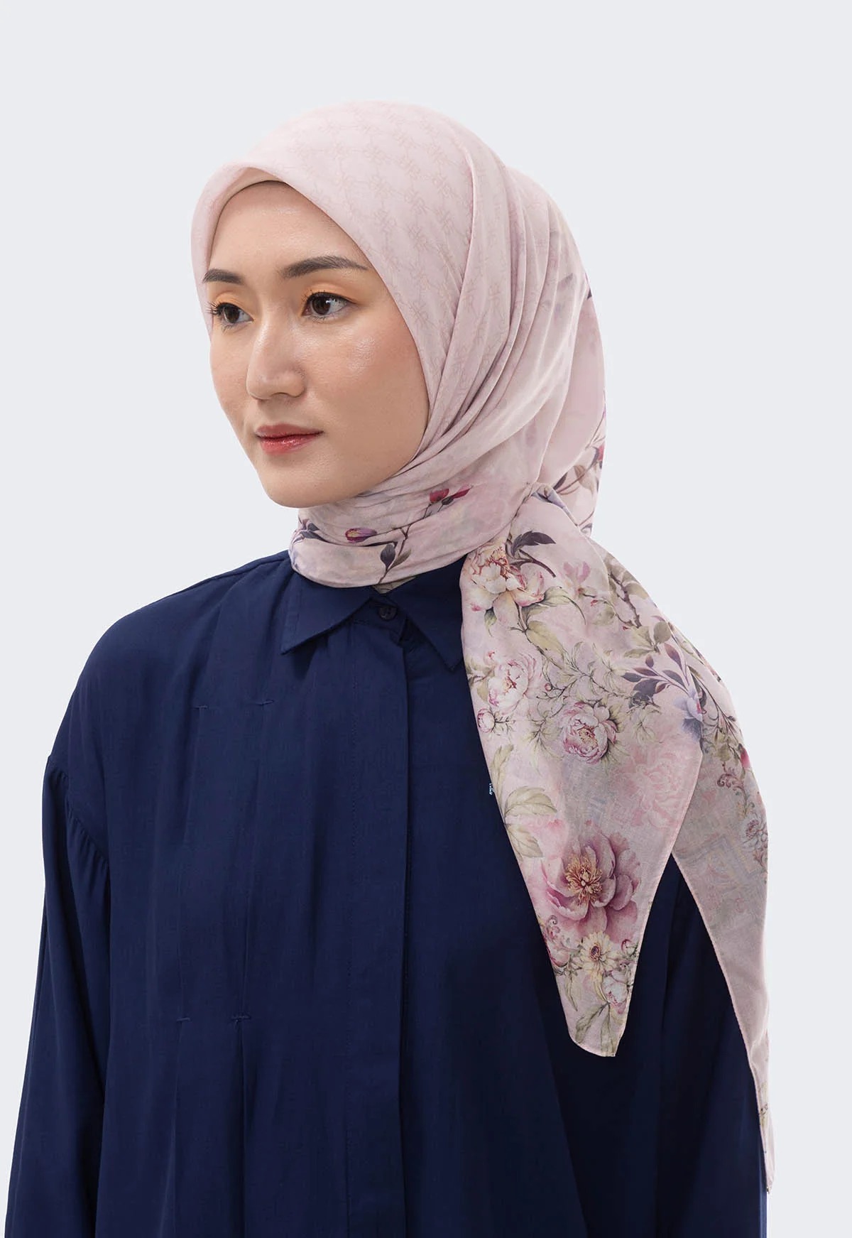 ASHVIA SCARF - RIA MIRANDA