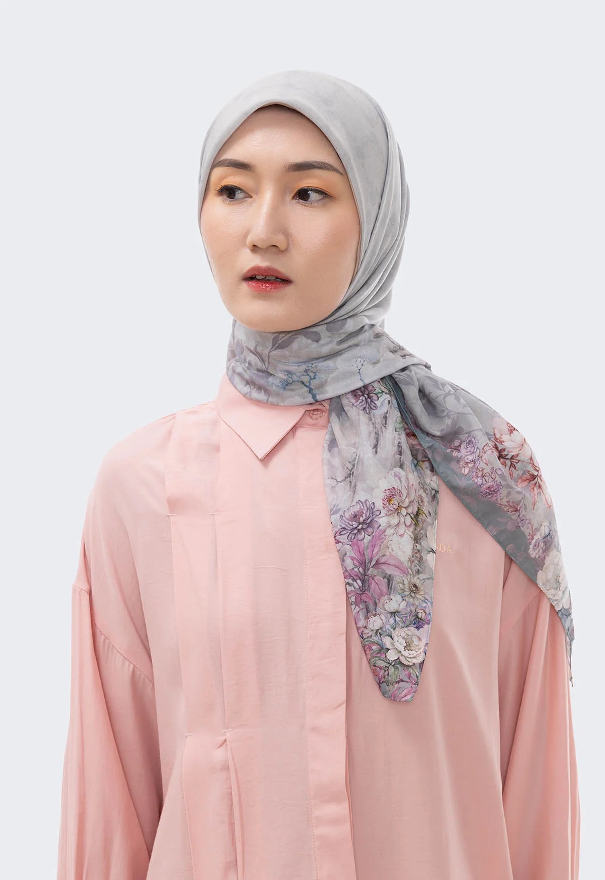 FLORENCE SCARF - RIA MIRANDA
