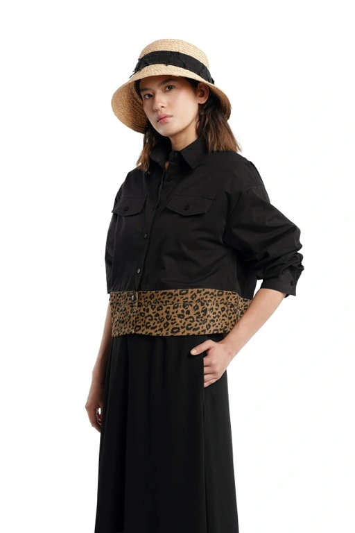 Image of VELMA CROP SHIRT - BENANG JARUM