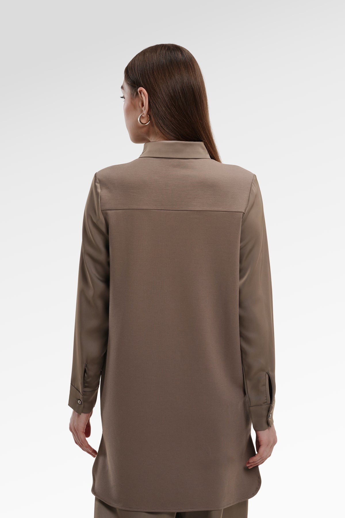 LINDY SHIRT - BENANG JARUM