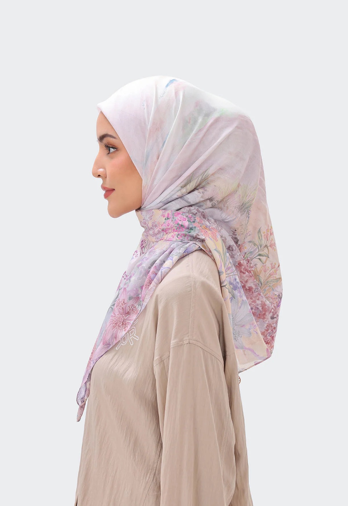 NAIRA SCARF - RIA MIRANDA