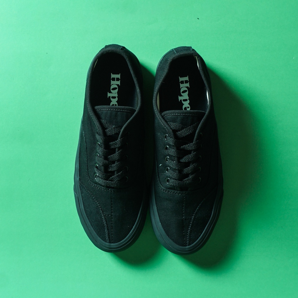 Sepatu Tali Pendek (low) HOPE Breed Tiger