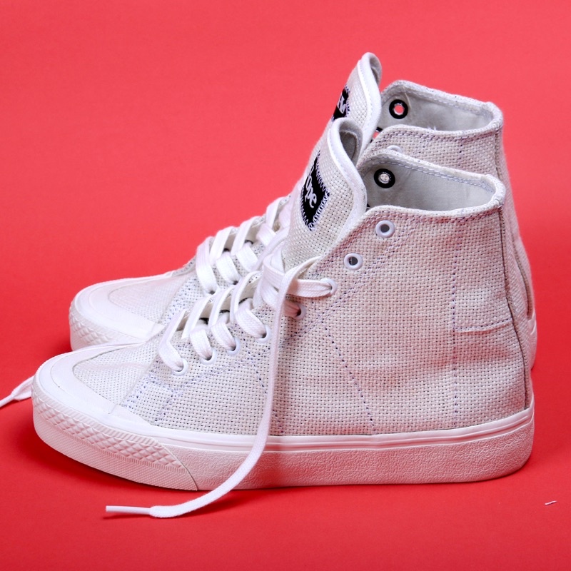 Sepatu HOPE Tinggi Tali BARA WHITE