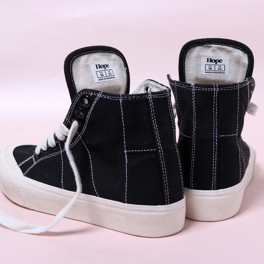 Sepatu HOPE Tinggi Tali BARA BLACK