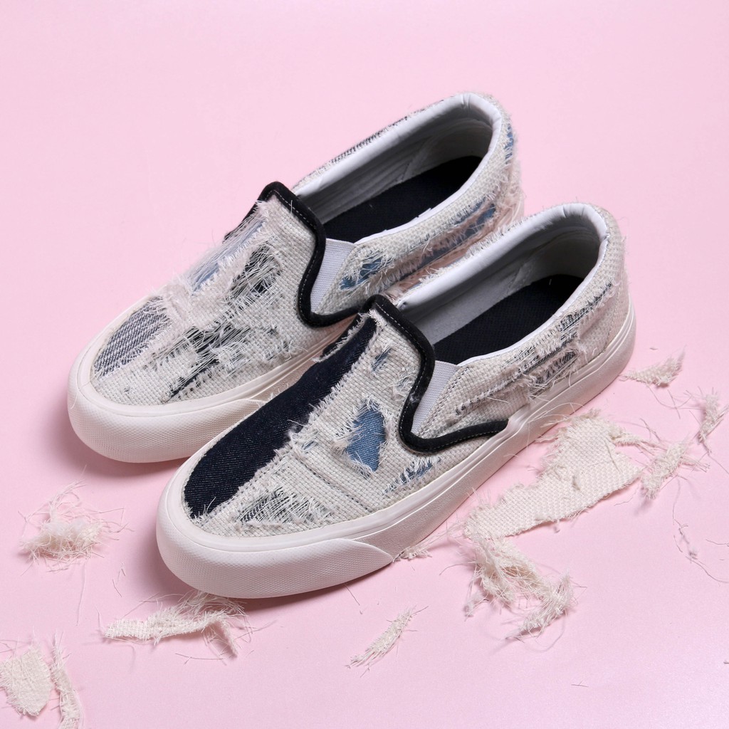 Sepatu Slip On HOPE Bored White