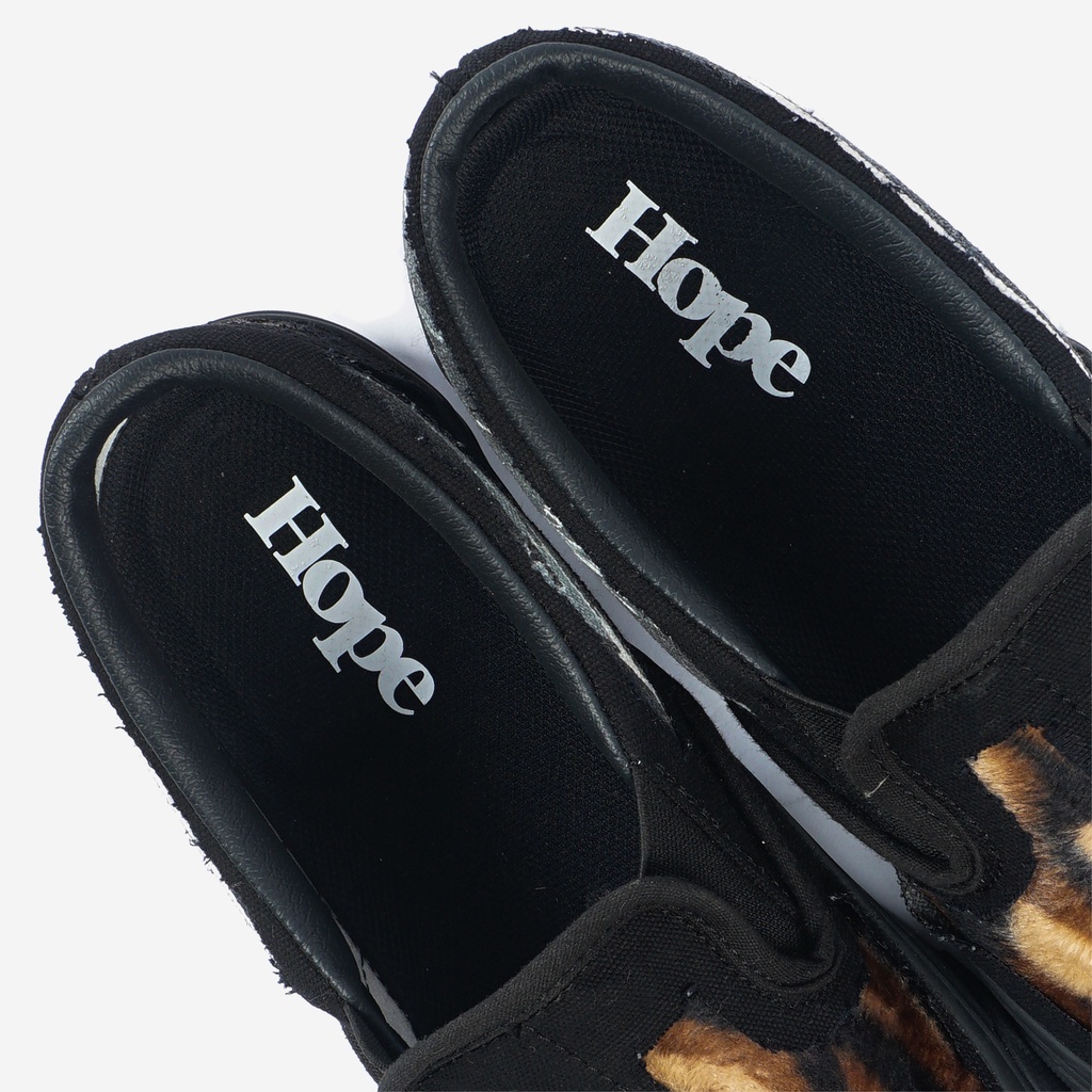 Sepatu Slip On HOPE Bored Tiger