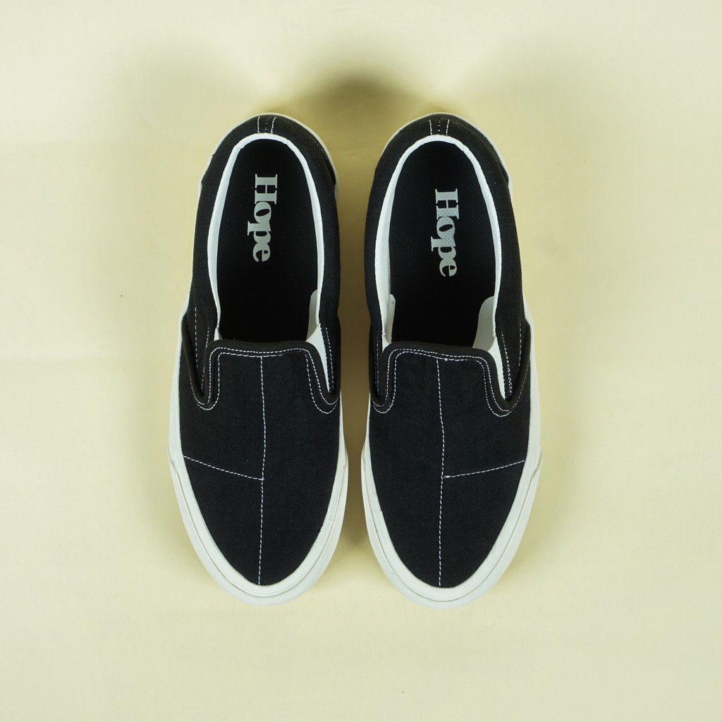 Sepatu Slip On HOPE Bored Black