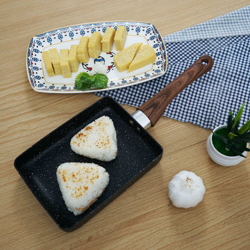 Pero Tamagoyaki Square Egg Pan / Panci Wajan Telur Omlet / Panci Wajan Pancake Anti Lengket - Creamy, Black