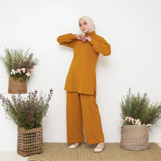 Image of Wearing Ameera - Knit Ameera Set